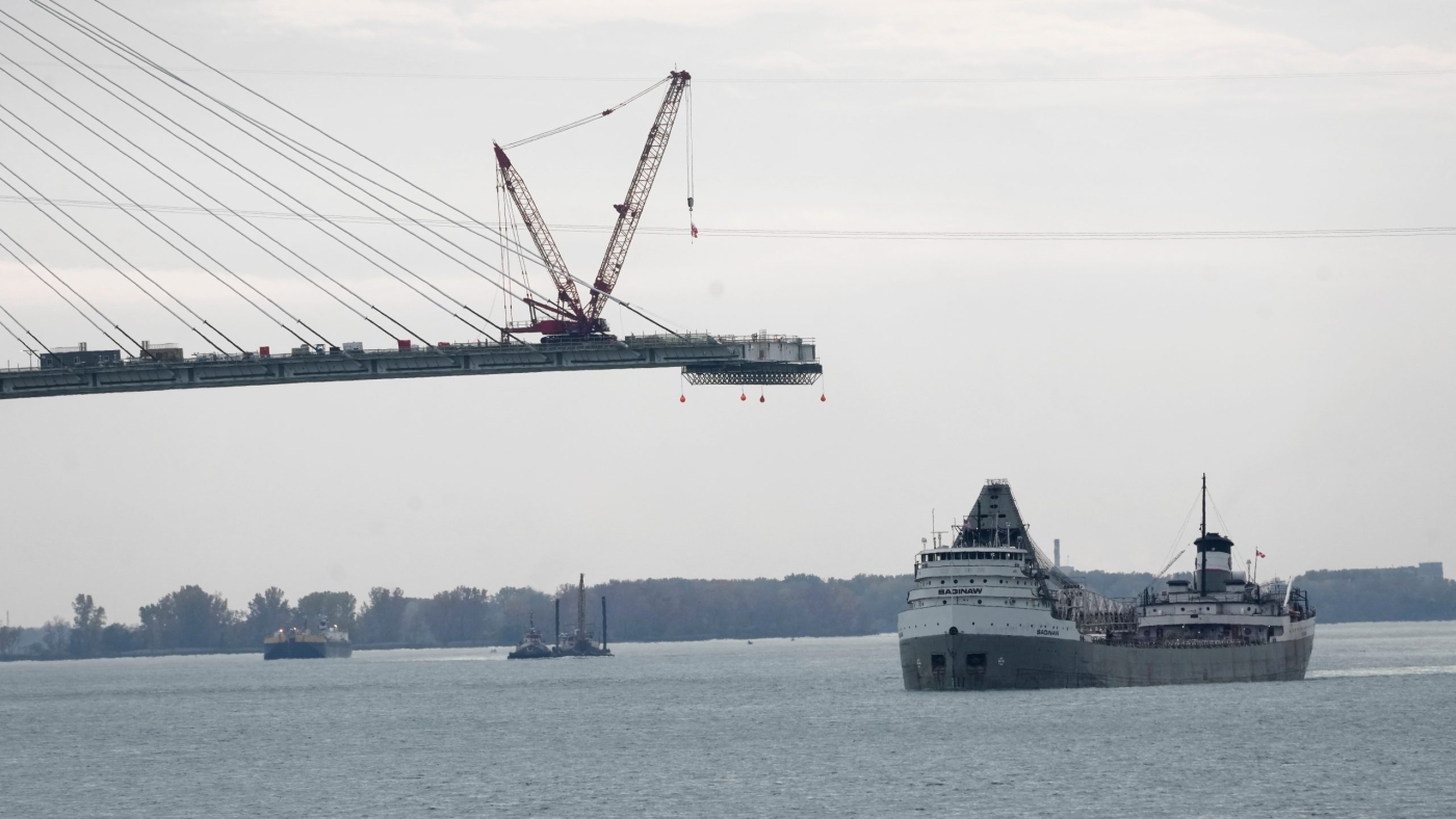 Trump Canada Bridge
